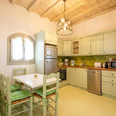 Holiday home Azallea By Mykonian Kazarte