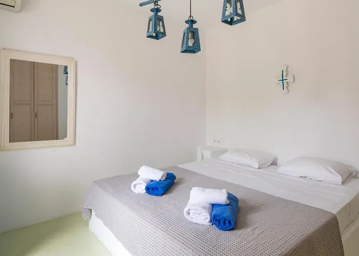 Azallea By Mykonian Kazarte * Kalafatis